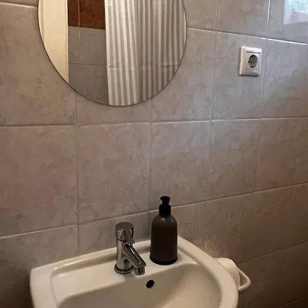 Ah-remini Garden بيت للعطل شيوفوك